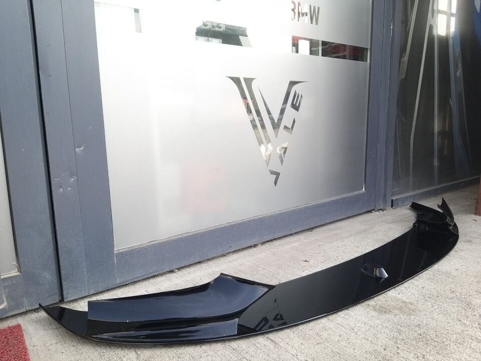 BMW 5 SERİSİ ÖN TAMPON SPOYLERİ - M - LİP - PARLAK SİYAH TEK PARÇA  - F10 YAN SANAYİ