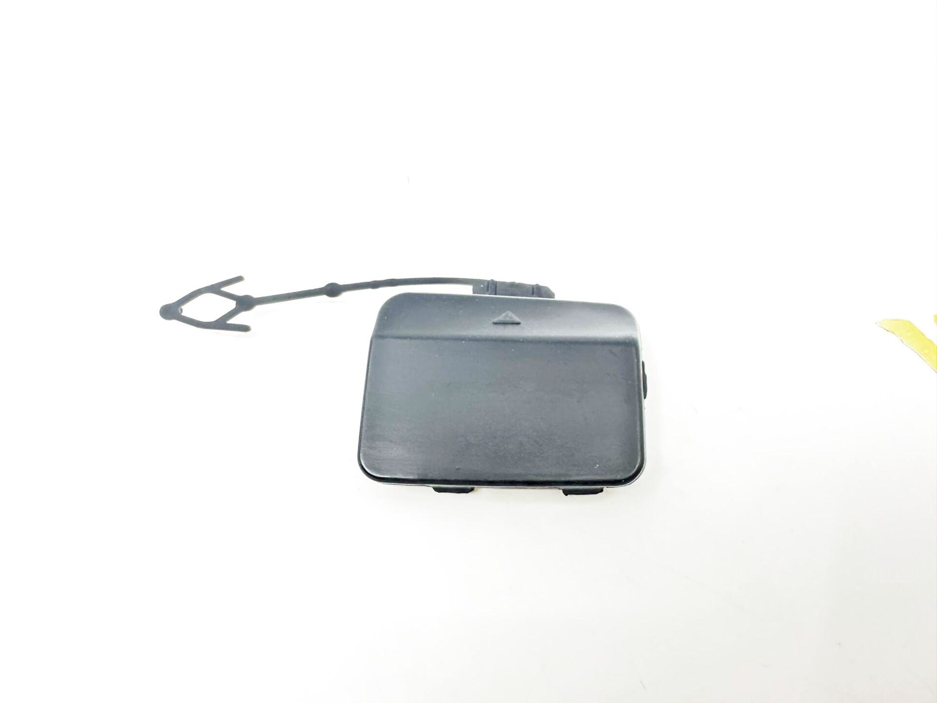 BMW X5 SERİSİ ARKA TAMPON ÇEKİ KAPAĞI - L - E70.LCI YAN SANAYİ