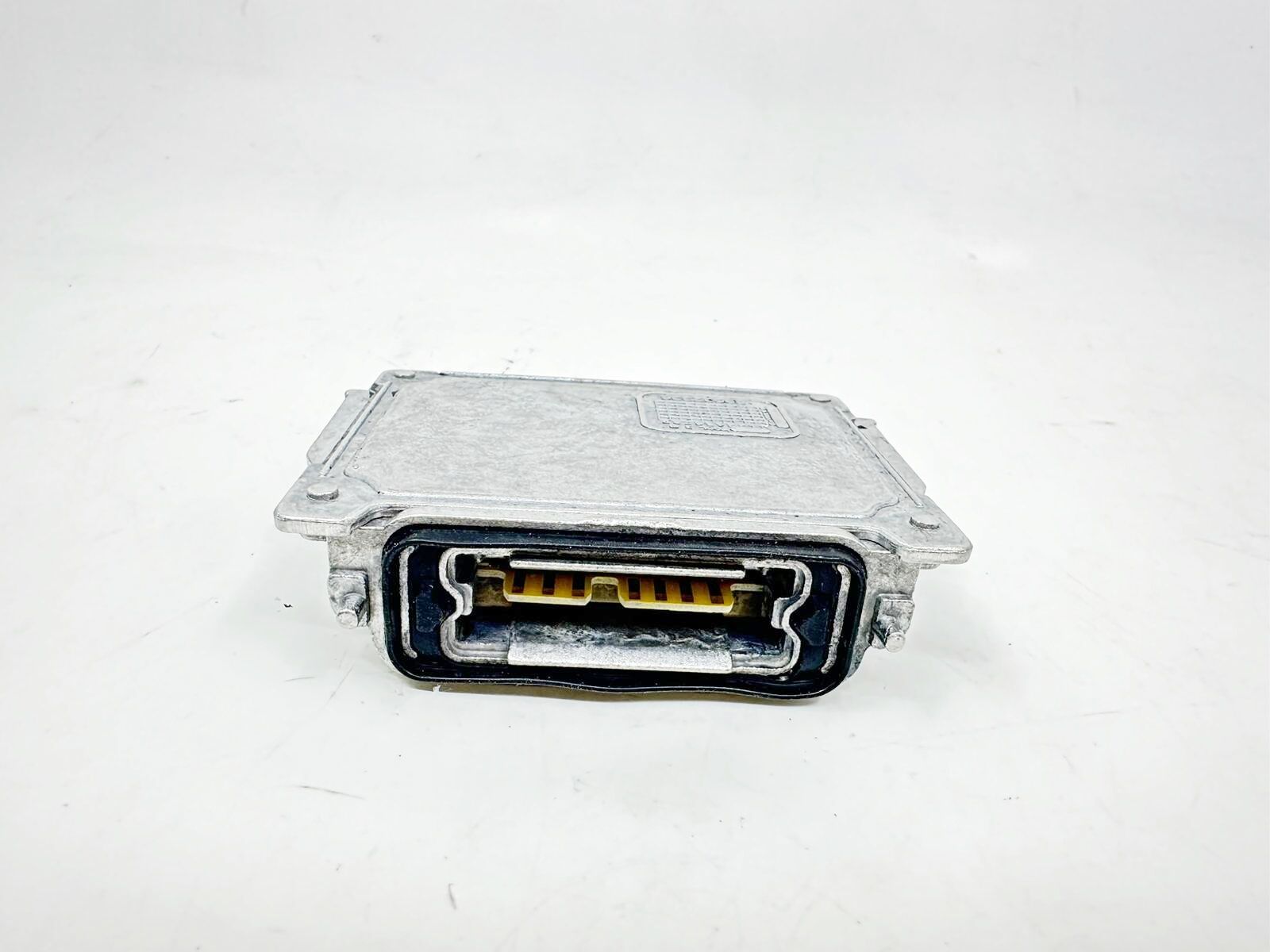 BMW 1 SERİSİ XENON KONRTOL ÜNİTESİ E87.Y.M. YAN SANAYİ