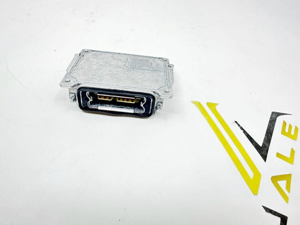 BMW 1 SERİSİ XENON KONRTOL ÜNİTESİ E87.Y.M. YAN SANAYİ