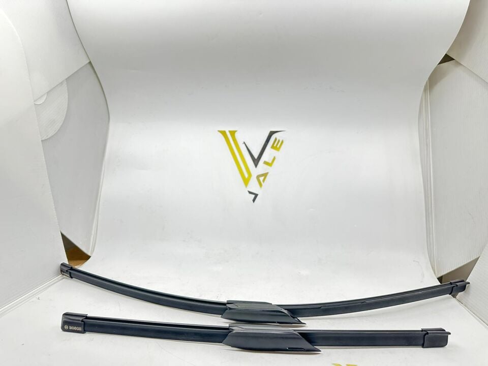 BMW 1-2 SERİSİ SİLECEK SÜPÜRGESİ TAKIM A818S F40.F44 BOSCH