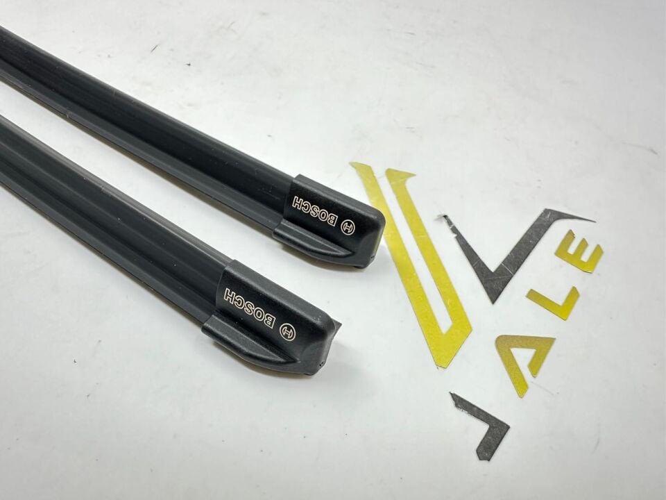 BMW 1-2 SERİSİ SİLECEK SÜPÜRGESİ TAKIM A818S F40.F44 BOSCH