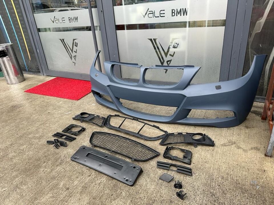 BMW 3 SERİSİ ÖN TAMPON FİSKİYELİ - M - SET - SİSSİZ - PDCSİZ E90.LCI YAN SANAYİ