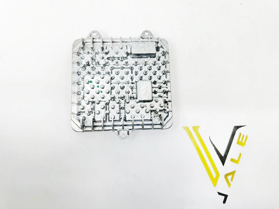 BMW X5 SERİSİ FAR KONTROL ÜNİTESİ F20.F30.F15 YAN SANAYİ