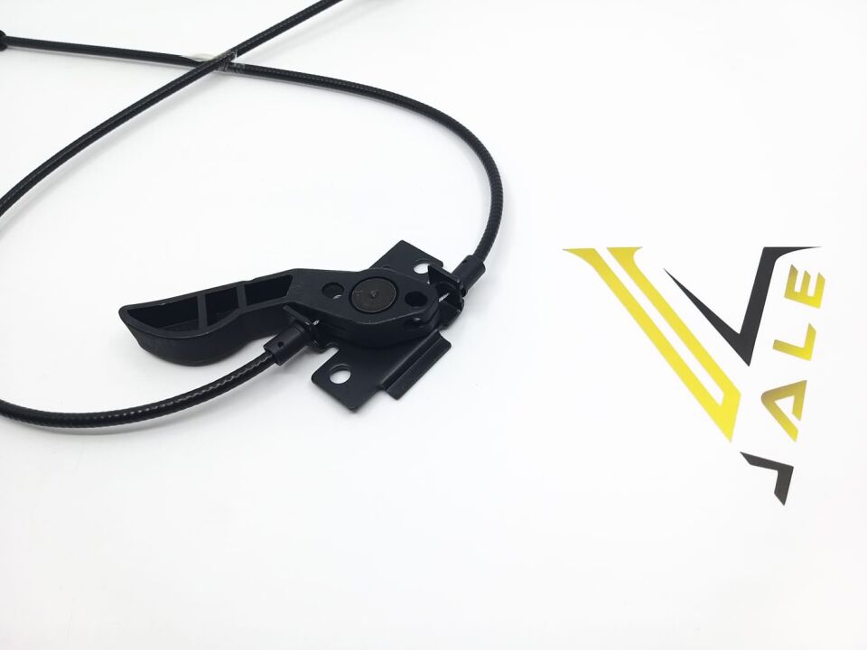 BMW 5 SERİSİ MOTOR KAPUT TELİ MANDALI F10 YAN SANAYİ