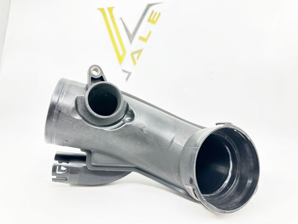 BMW 5 SERİSİ TEMİZ HAVA BORUZU - ALT KISIM - F10 YAN SANAYİ