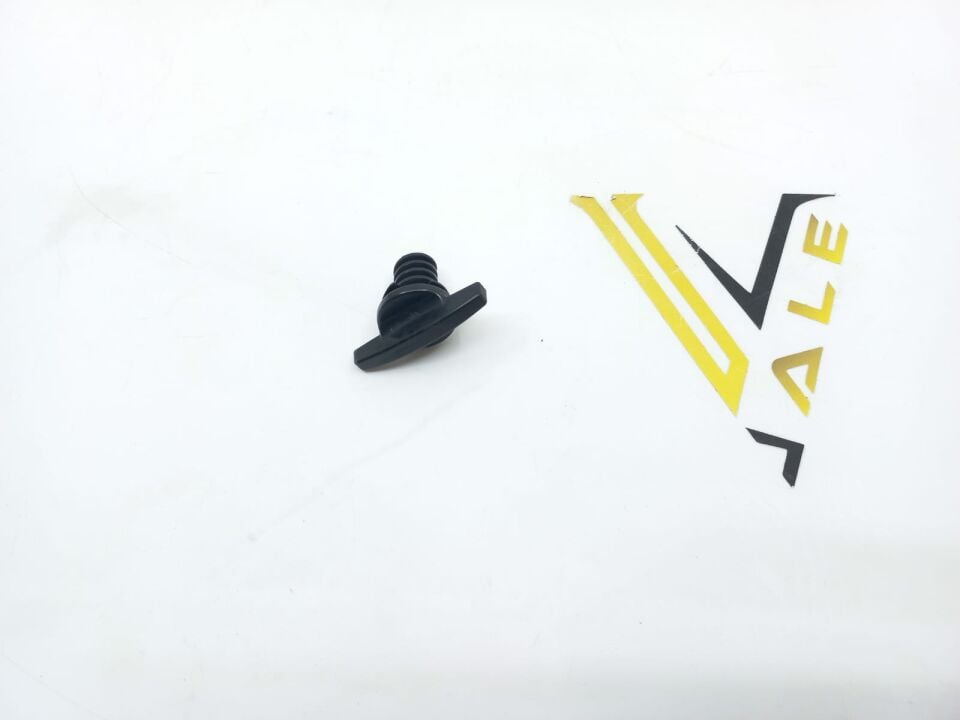 BMW 3-5 SERİSİ TAKIM ÇANTA VİDASI - AVADANLIK - E39.E46.E34.E36.E60 YAN SANAYİ