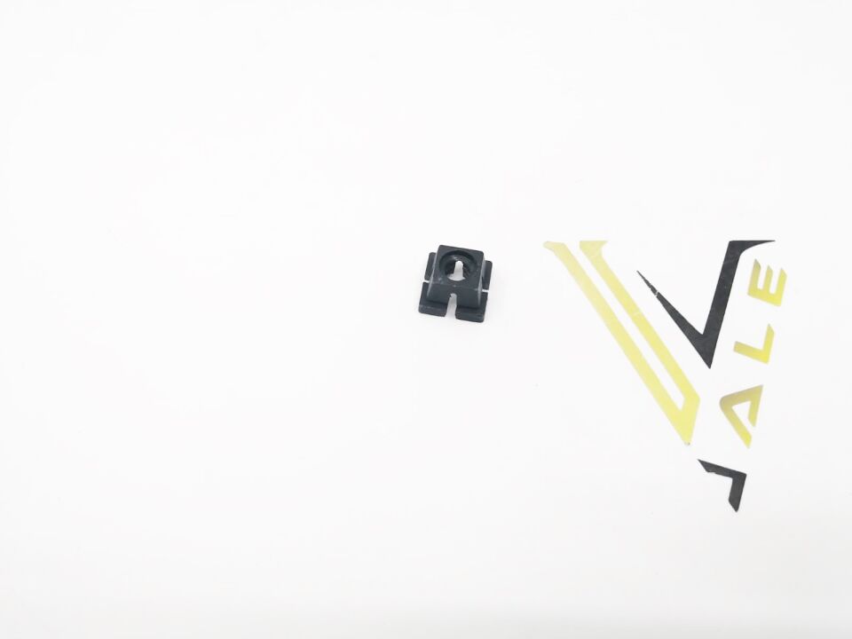 BMW 3-5 SERİSİ TAKIM ÇANTA VİDA SOMUNU - AVADANLIK - E34.E36.E39.E46 YAN SANAYİ