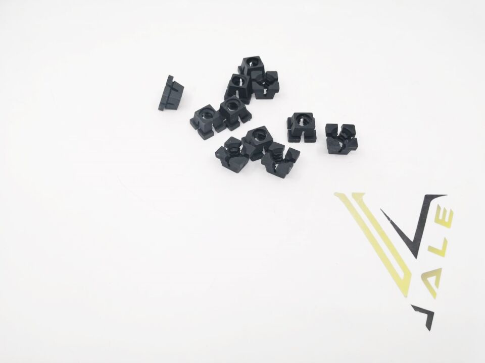 BMW 3-5 SERİSİ TAKIM ÇANTA VİDA SOMUNU - AVADANLIK - E34.E36.E39.E46 YAN SANAYİ