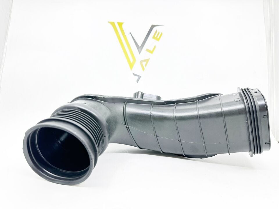 BMW 5 SERİSİ TEMİZ HAVA BORUSU - ÜST YARIM - F10 YAN SANAYİ