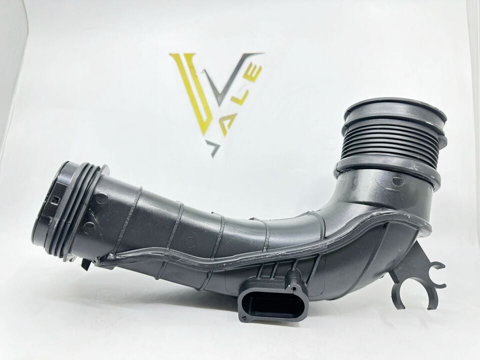 BMW 5 SERİSİ TEMİZ HAVA BORUSU - ÜST YARIM - F10 YAN SANAYİ
