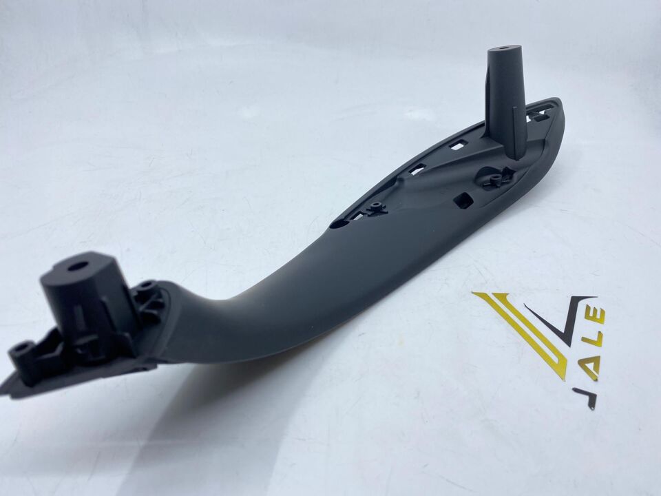 BMW 3 SERİSİ ÖN KAPI KOLU İÇ KOLU - R - SAĞ - SİYAH F30.F32.F33.F36 YAN SANAYİ