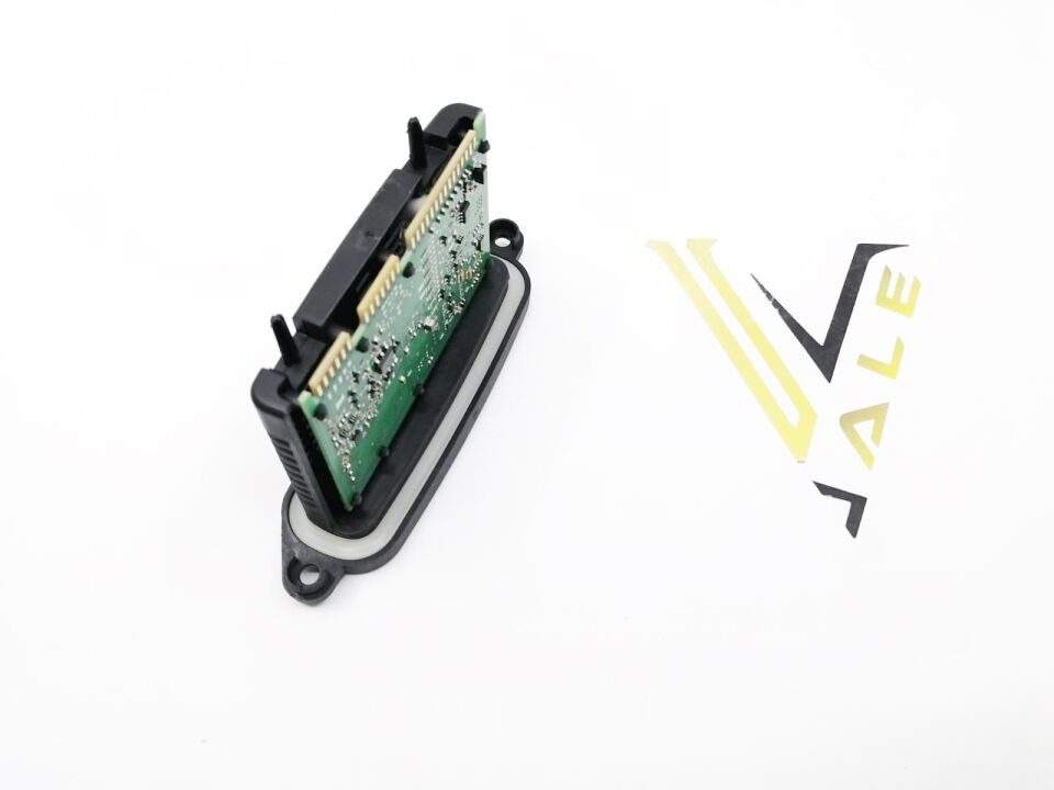 BMW 1 SERİSİ FAR SÜRÜCÜ MODÜLÜ XENON F20 YAN SANAYİ