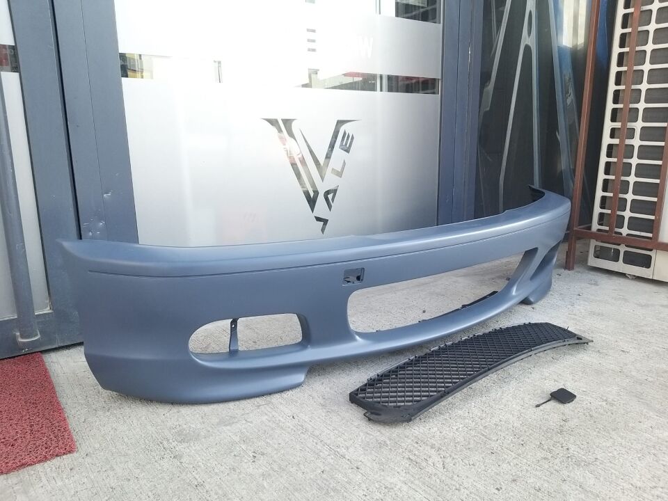 BMW 3 SERİSİ ÖN TAMPON - M - SİSSİZ - IZGARALI E46/2 YAN SANAYİ