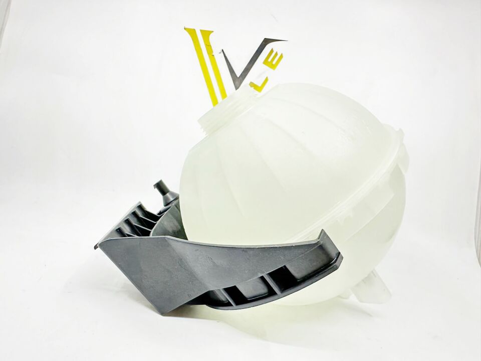 BMW 1-3 SERİSİ RADYATÖR YEDEK SU DEPOSU F20.F30.F32.F34.N13 FEBİ