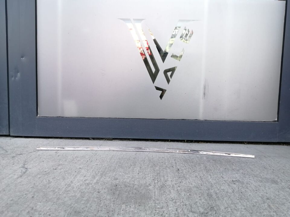 BMW 5 SERİSİ BAGAJ ÇITASI - CHROM - E39 YAN SANAYİ