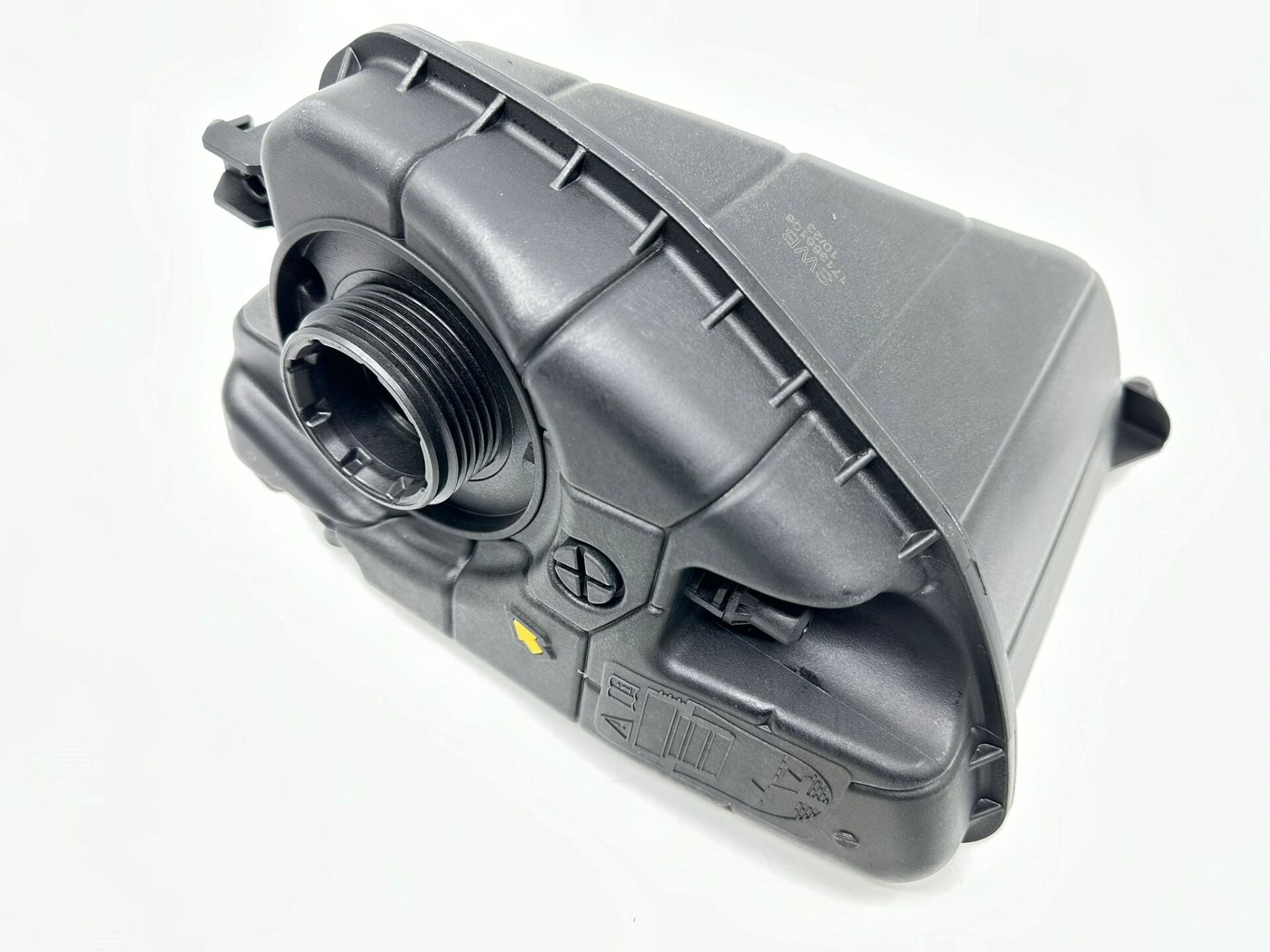 BMW 5 SERİSİ RADYATÖR SU BİDONU G30 YAN SANAYİ