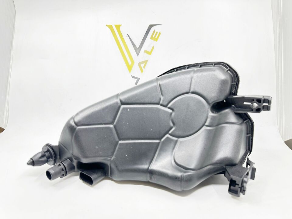 BMW 5 SERİSİ RADYATÖR SU BİDONU G30 YAN SANAYİ