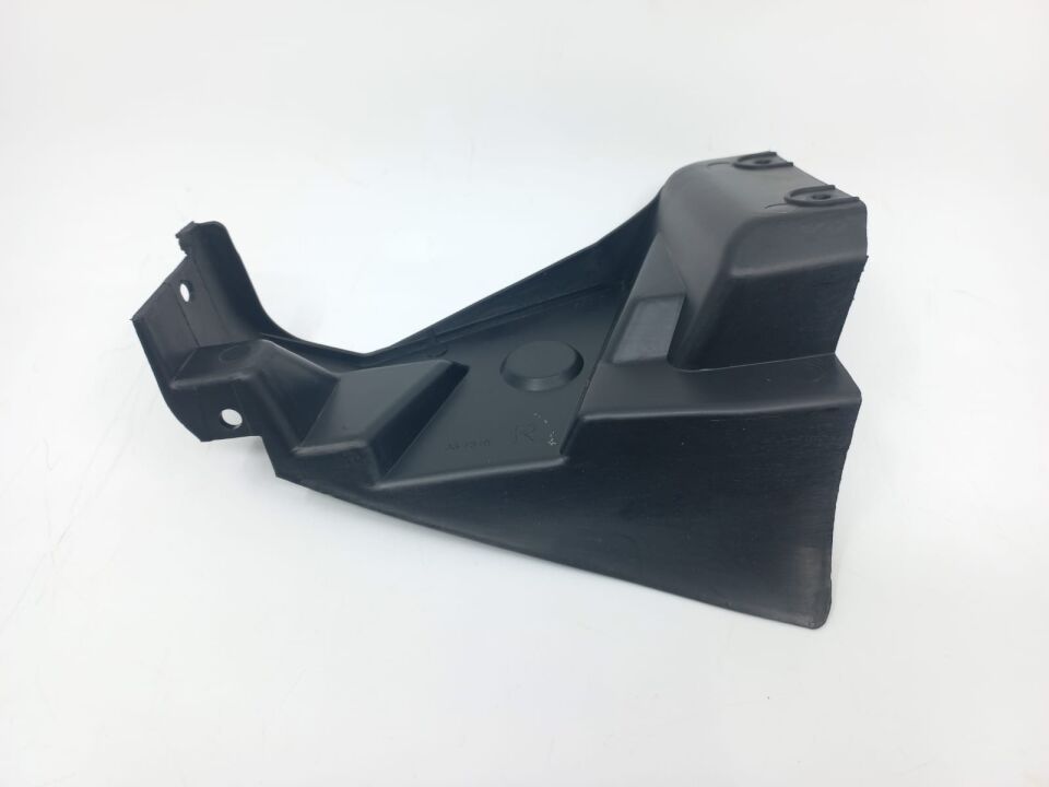 BMW 3 SERİSİ ARKA TAMPON ARA BAKALİTİ - R - E46/4 YAN SANAYİ