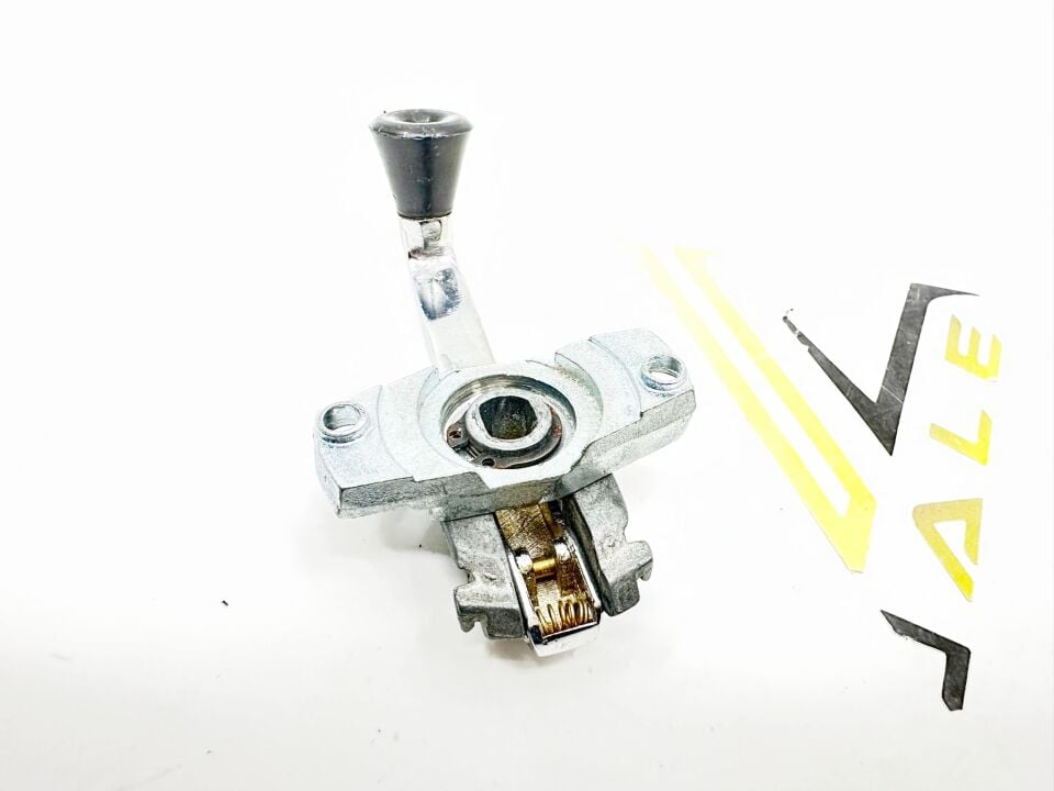 BMW 3 SERİSİ TAVAN SANRUFF AÇMA KOLU E30 YAN SANAYİ