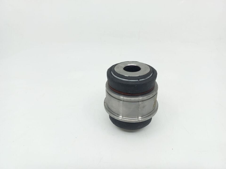 BMW 5 SERİSİ ARKA TAŞIYICI YAĞLI BURÇ E39.E60. FEBİ