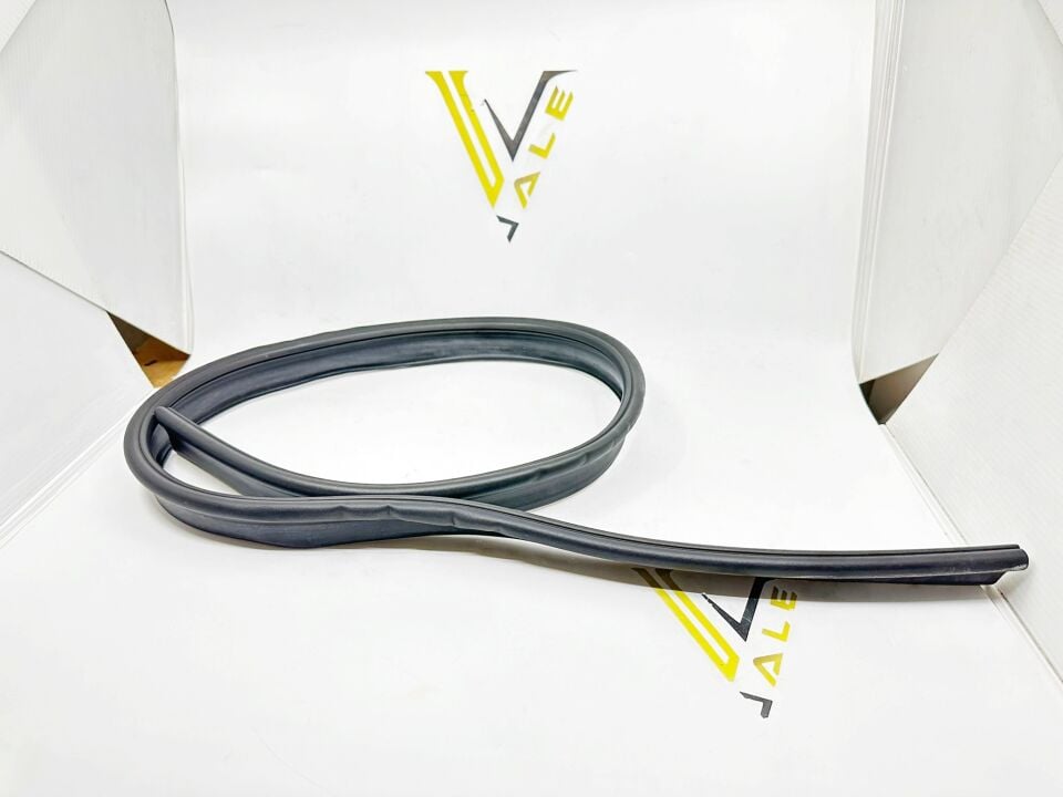 BMW 1 SERİSİ MOTOR KAPUT ÖN LASTİĞİ F20.F22.F23 YAN SANAYİ