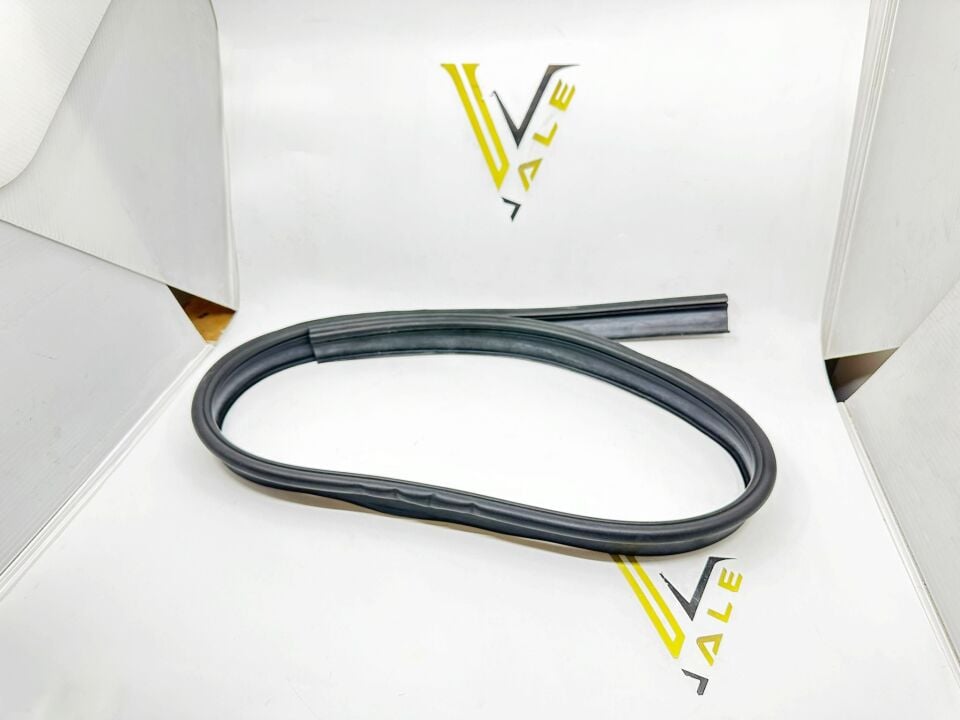 BMW 1 SERİSİ MOTOR KAPUT ÖN LASTİĞİ F20.F22.F23 YAN SANAYİ