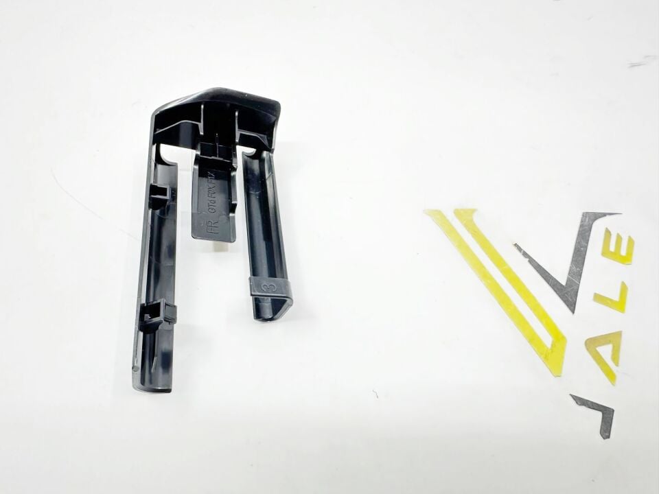 BMW 5 SERİSİ ÖN KOLTUK ALT ÖN KIZAK KAPLAMASI - R - SİYAH F10 YAN SANAYİ