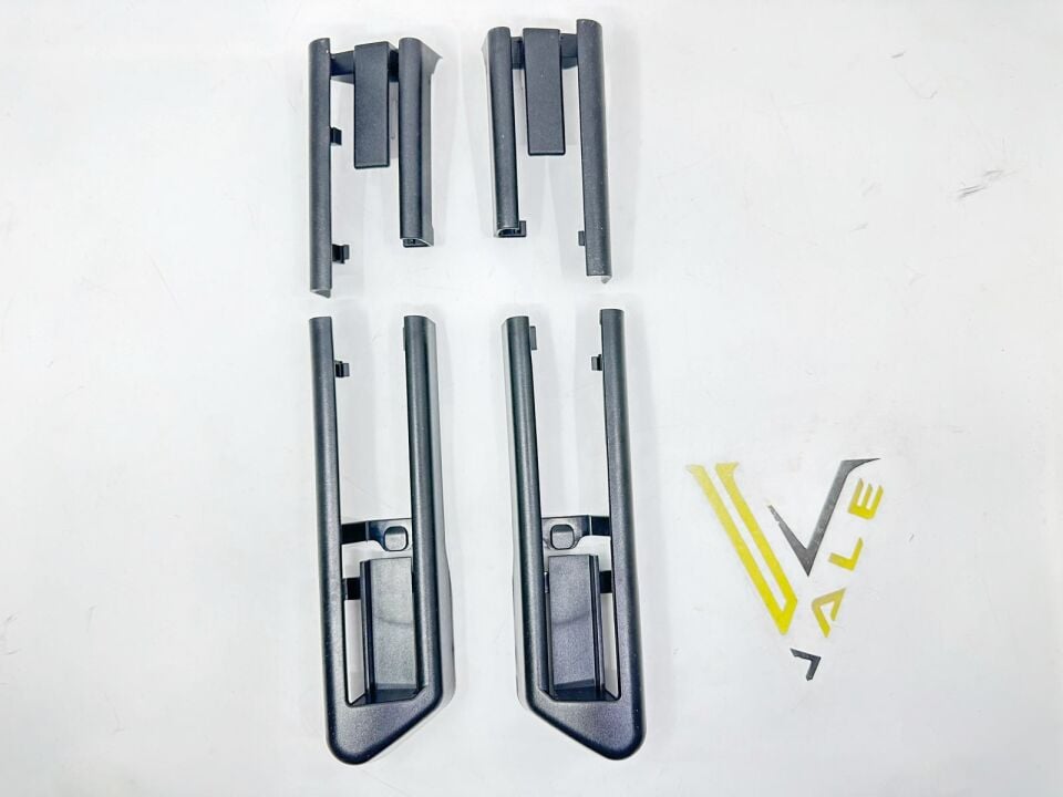 BMW 5 SERİSİ ÖN KOLTUK ALT ÖN KIZAK KAPLAMASI - R - SİYAH F10 YAN SANAYİ