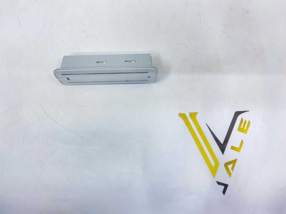 BMW 7-X5 SERİSİ ARKA AYAK BÖLME AYDINLATMASI E65.E66.E53 ORJ