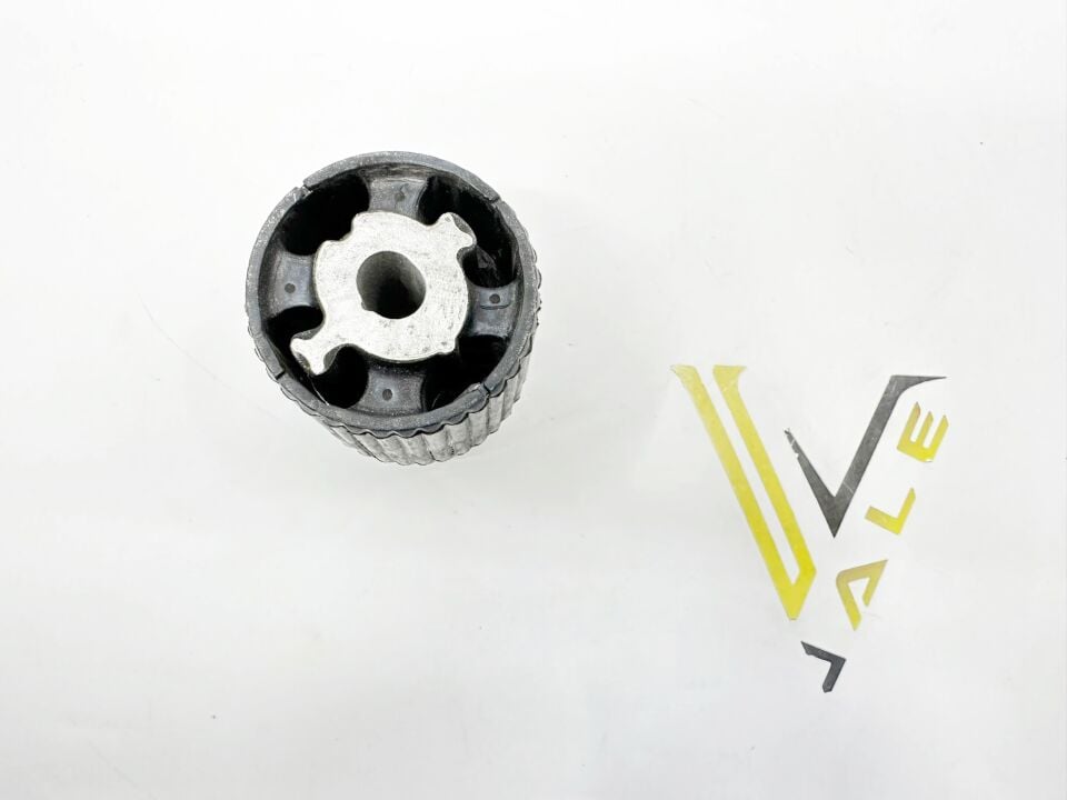 BMW 5 SERİSİ TRAVERS TAKOZU F10 FEBİ