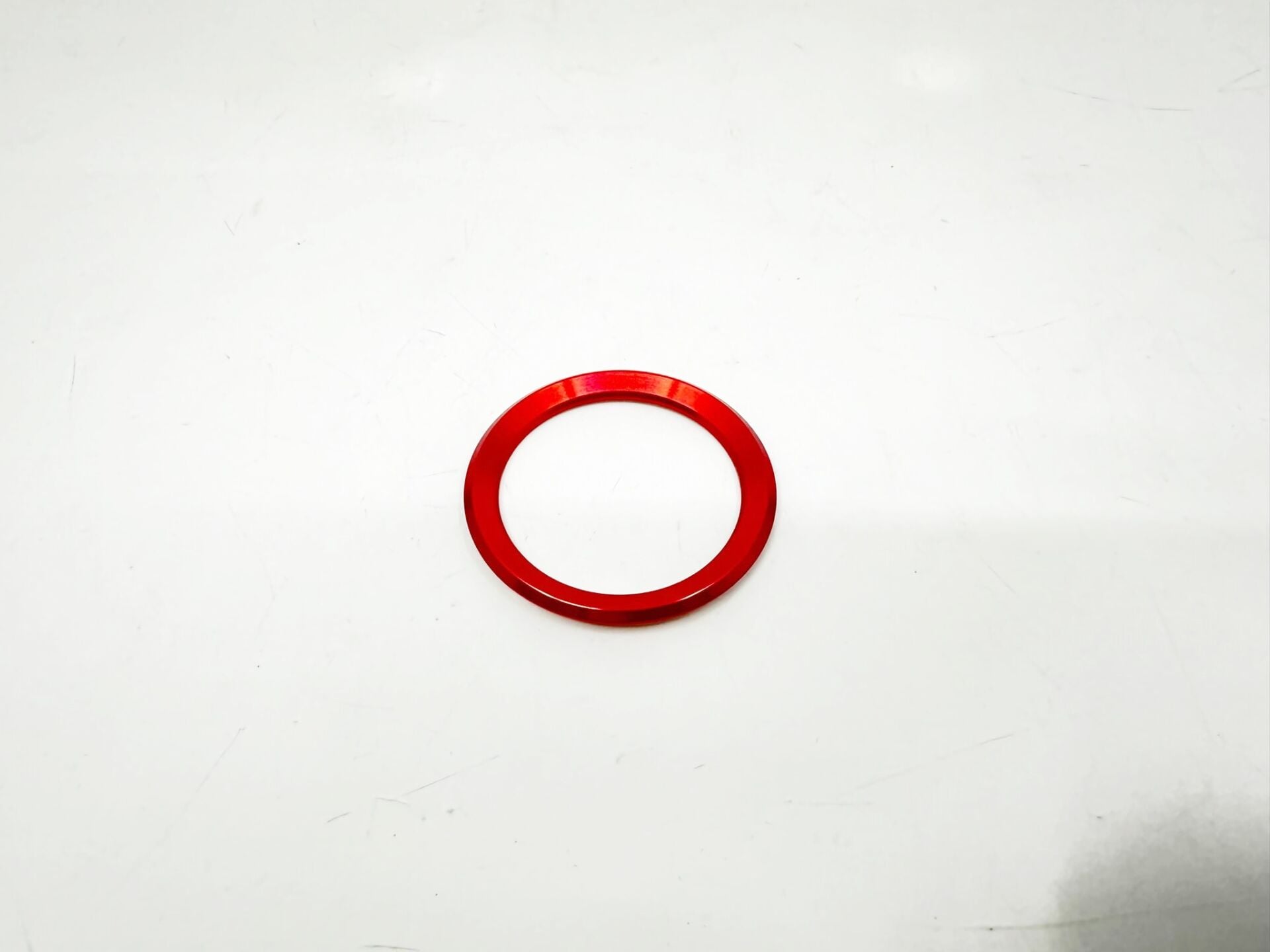 BMW 3-5 SERİSİ DİREKSİYON AMBLEM HALKASI - KIRMIZI - F10.F20.F30.E90.E60 YAN SANAYİ