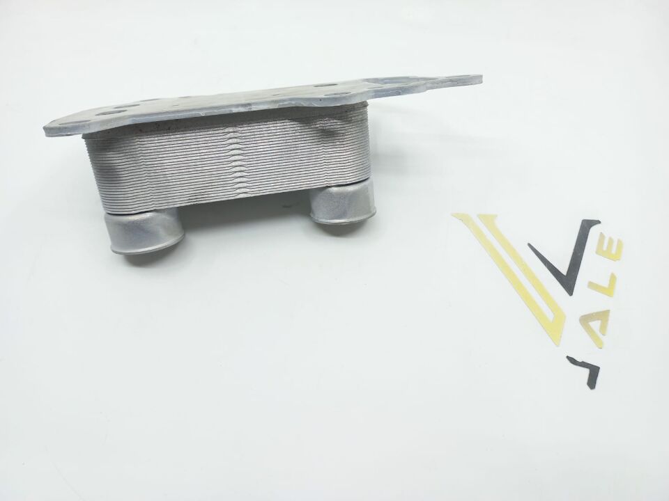 BMW 3-5 SERİSİ MOTOR YAĞ SOĞUTUCU N47.E90.E60 YAN SANAYİ