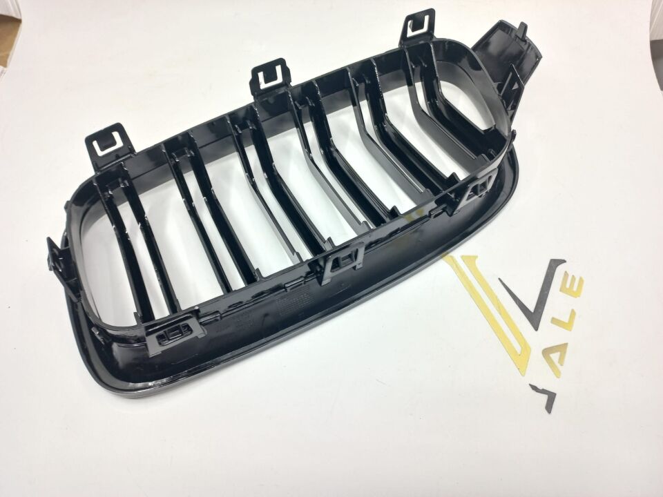 BMW 3 SERİSİ PANJUR TAKIM ÇİFTLİ - M - PARLAK SİYAH - TAKIM SET F30.M3 YAN SANAYİ