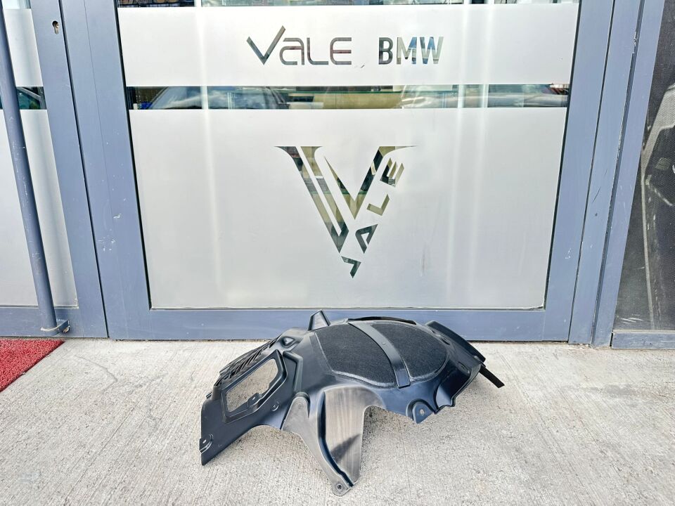 BMW 5 SERİSİ ÖN ÇAMURLUK DAVLUMBAZI ÖN - R - G30 YAN SANAYİ
