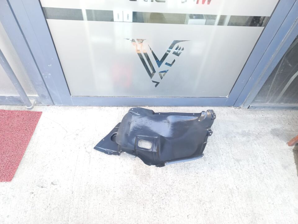 BMW 3 SERİSİ ÖN ÇAMURLUK ÖN DAVLUMBAZI - L - E92.E93.LCI YAN SANAYİ