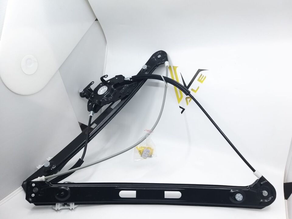 BMW 3 SERİSİ ÖN CAM MEKANİZMASI - R - MOTORSUZ E46/4 YAN SANAYİ