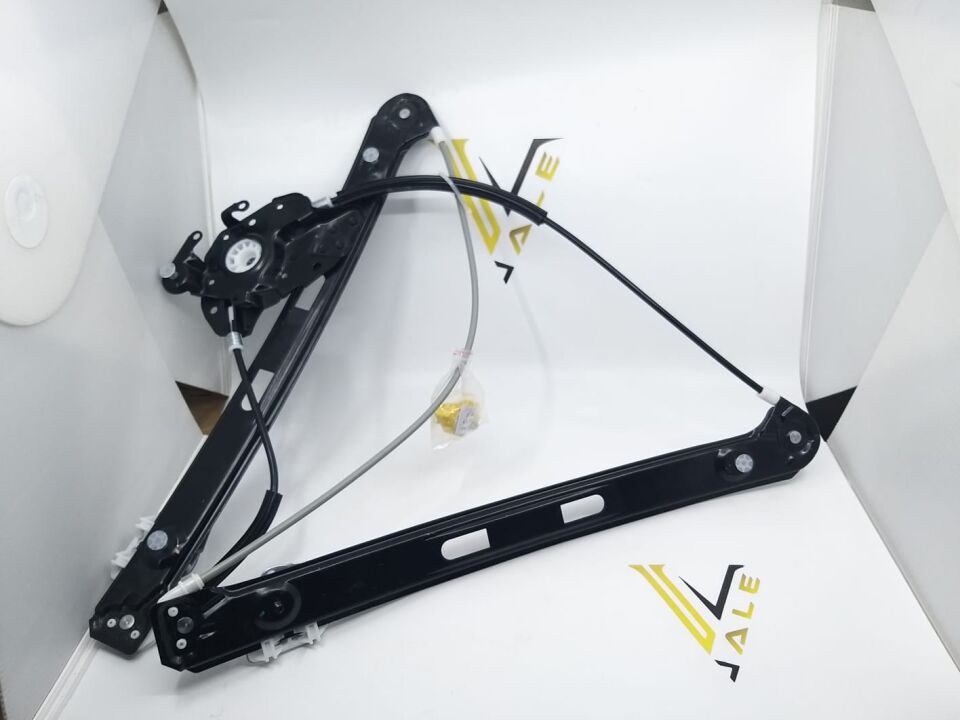 BMW 3 SERİSİ ÖN CAM MEKANİZMASI - R - MOTORSUZ E46/4 YAN SANAYİ