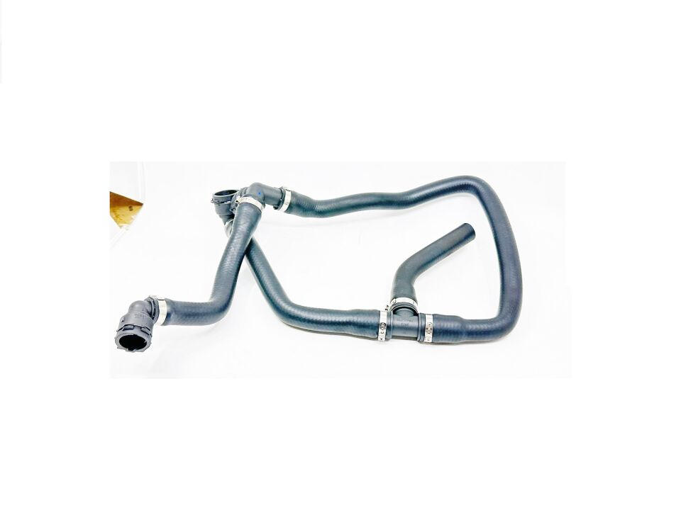 BMW 1-3 SERİSİ RADYATÖR HORTUMU F20.F30 YAN SANAYİ