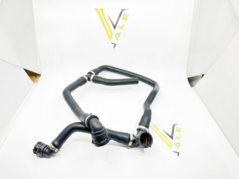 BMW 1-3 SERİSİ RADYATÖR HORTUMU F20.F30 YAN SANAYİ