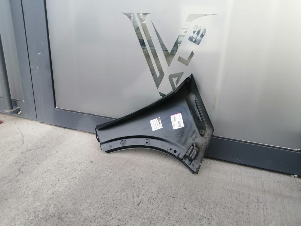 MİNİ ÖN ÇAMURLUK - L - R50.R52 YAN SANAYİ