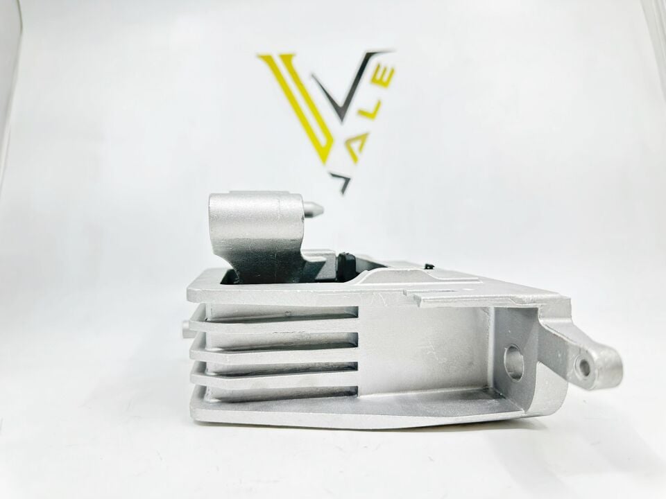 BMW X1-2 SERİSİ MOTOR KULAK TAKOZU - R - F48.F40.F45 SWAG