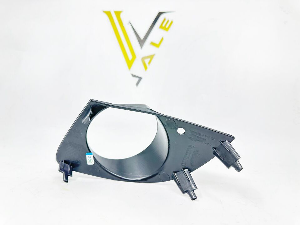 BMW 7 SERİSİ SİS FAR ÇERÇEVESİ - R - E65.E66 YAN SANAYİ