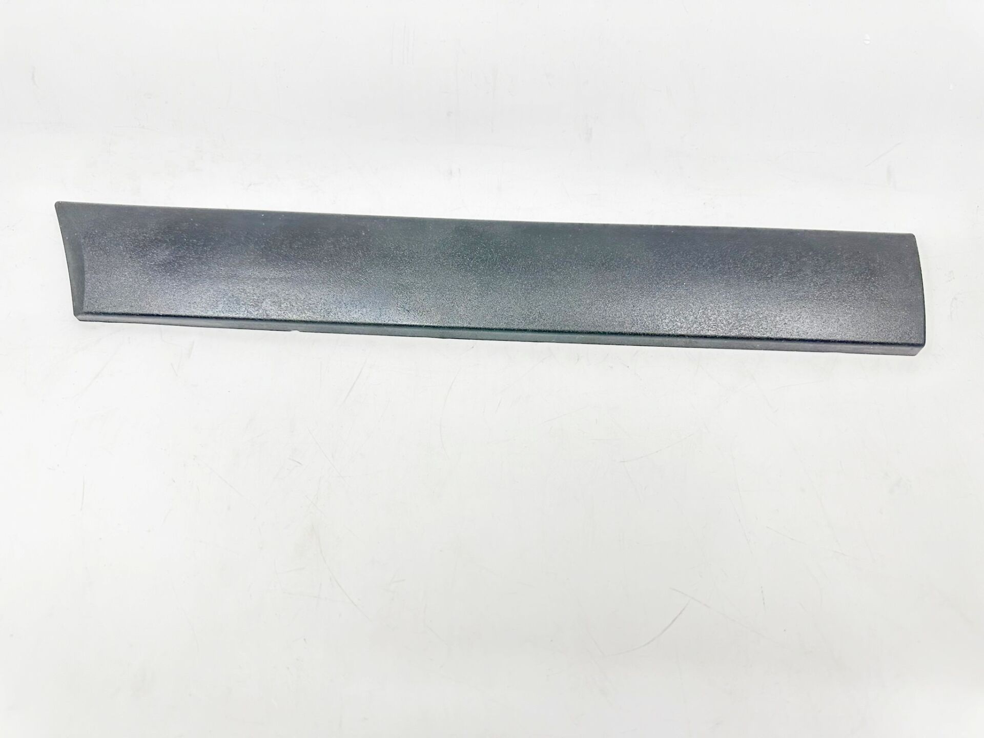 BMW 3 SERİSİ ÖN ÇAMURLUK ÇITASI  - R - M - E36/2 YAN SANAYİ