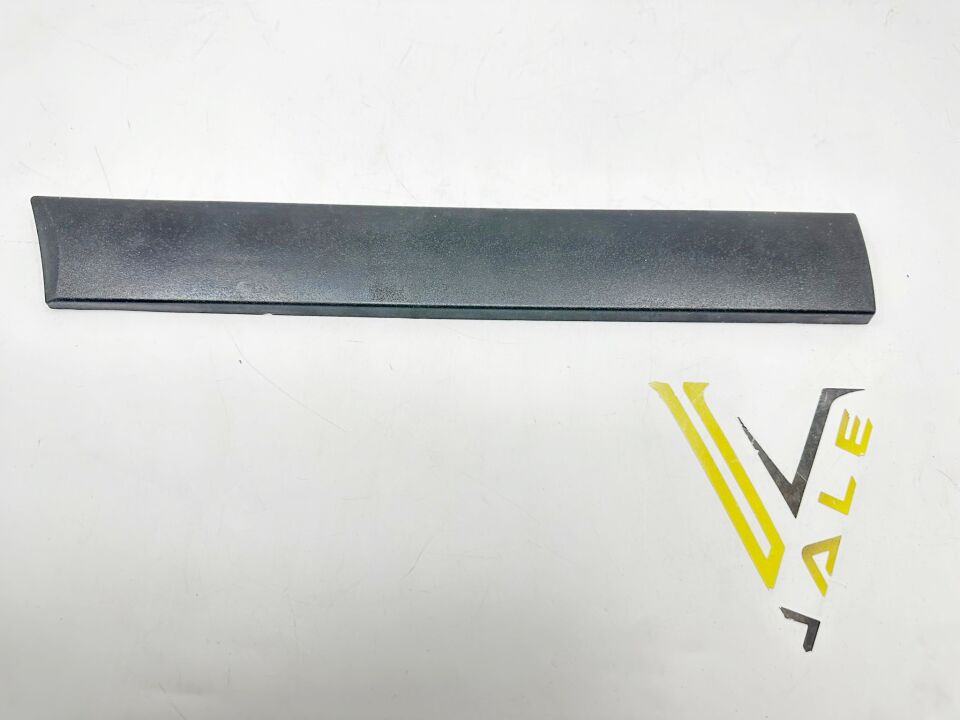 BMW 3 SERİSİ ÖN ÇAMURLUK ÇITASI  - R - M - E36/2 YAN SANAYİ