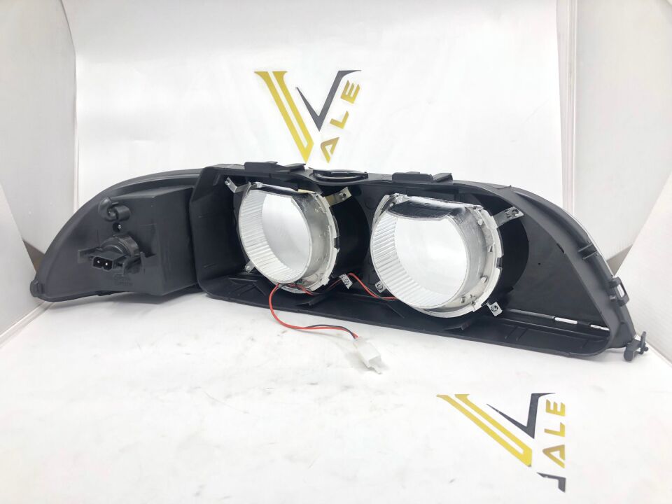 BMW 5 SERİSİ FAR CAMI - L - HALKALI - BEYAZ SİNYAL E39.Y.M YAN SANAYİ