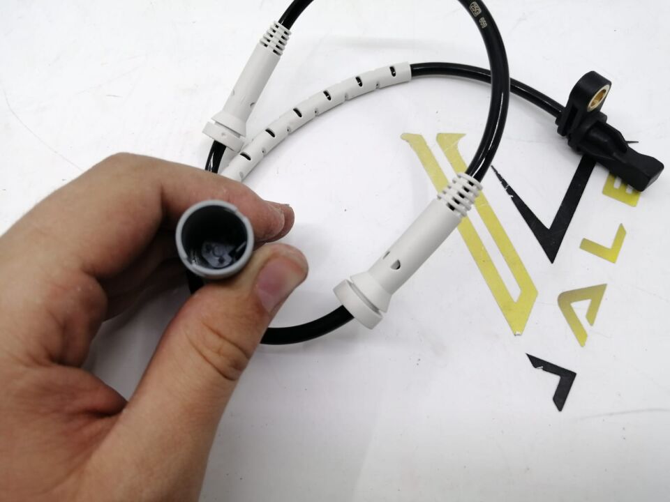 BMW 3-5 SERİSİ ÖN DSC SENSÖRÜ E87.E90.E92 BOSCH