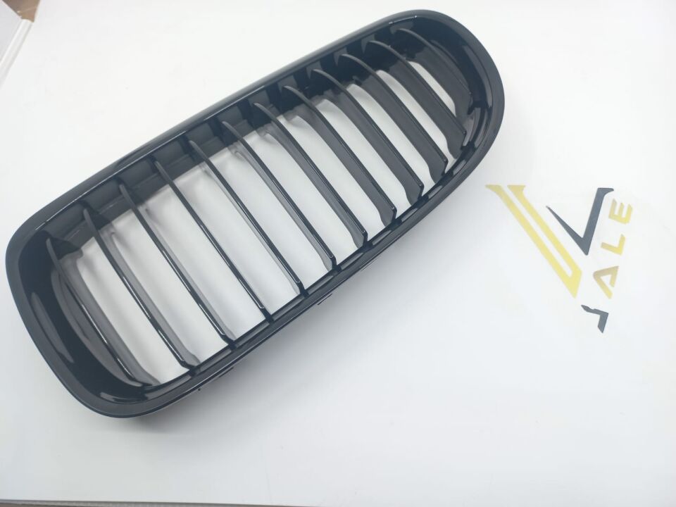 BMW 3 SERİSİ PANJUR - L - PARLAK SİYAH - E90 LCİ YAN SANAYİ