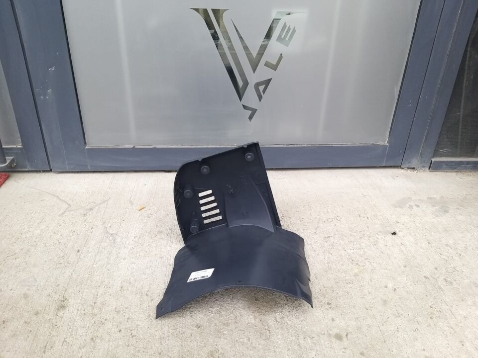 BMW 5 SERİSİ ÖN ÇAMURLUK UC DAVLUMBAZI L  -M- E39.M5 YAN SANAYİ