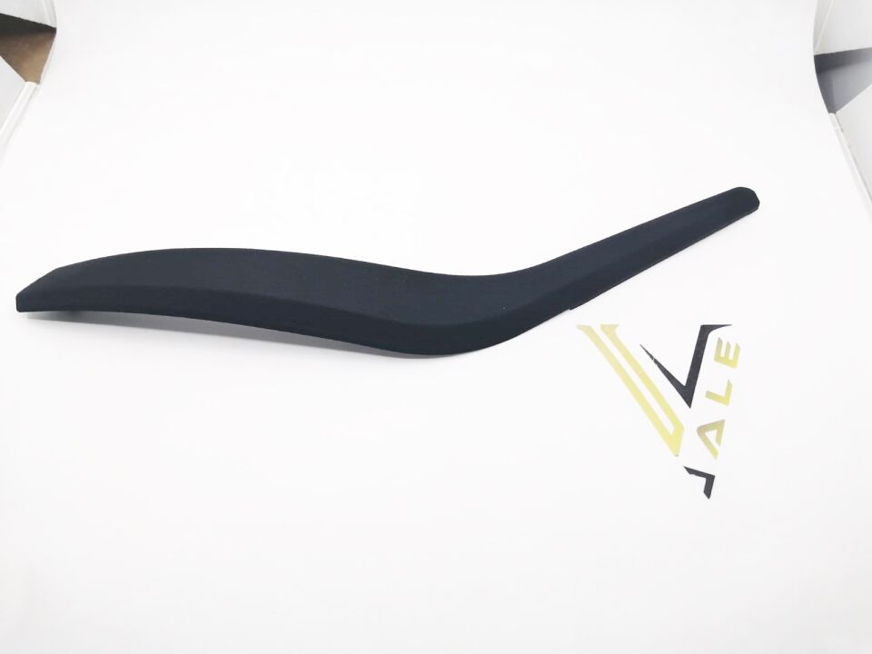 BMW X1 SERİSİ ÖN KAPI İÇ KOLU KAPLAMASI - R - SİYAH - E84 YAN SANAYİ